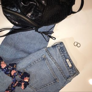 High Rise Distressed Boyfriend Jeans